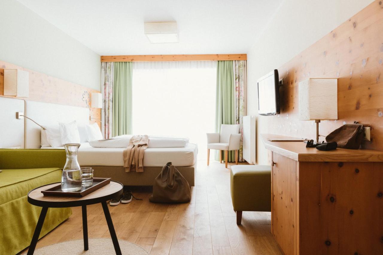 Gartenhotel Linde 4 Sterne Superior Рид-им-Оберинталь Экстерьер фото